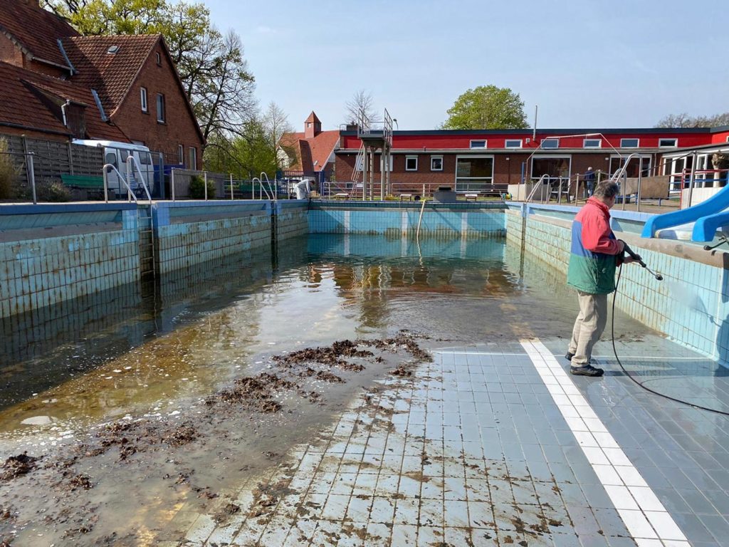 Fritz-Homann-Bad-06-21-5